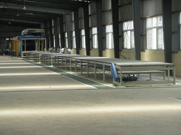 Tekanan Tinggi Mesin Fleksibel Polyurethane Foam Line Produksi Untuk Bantal 60kg / M3